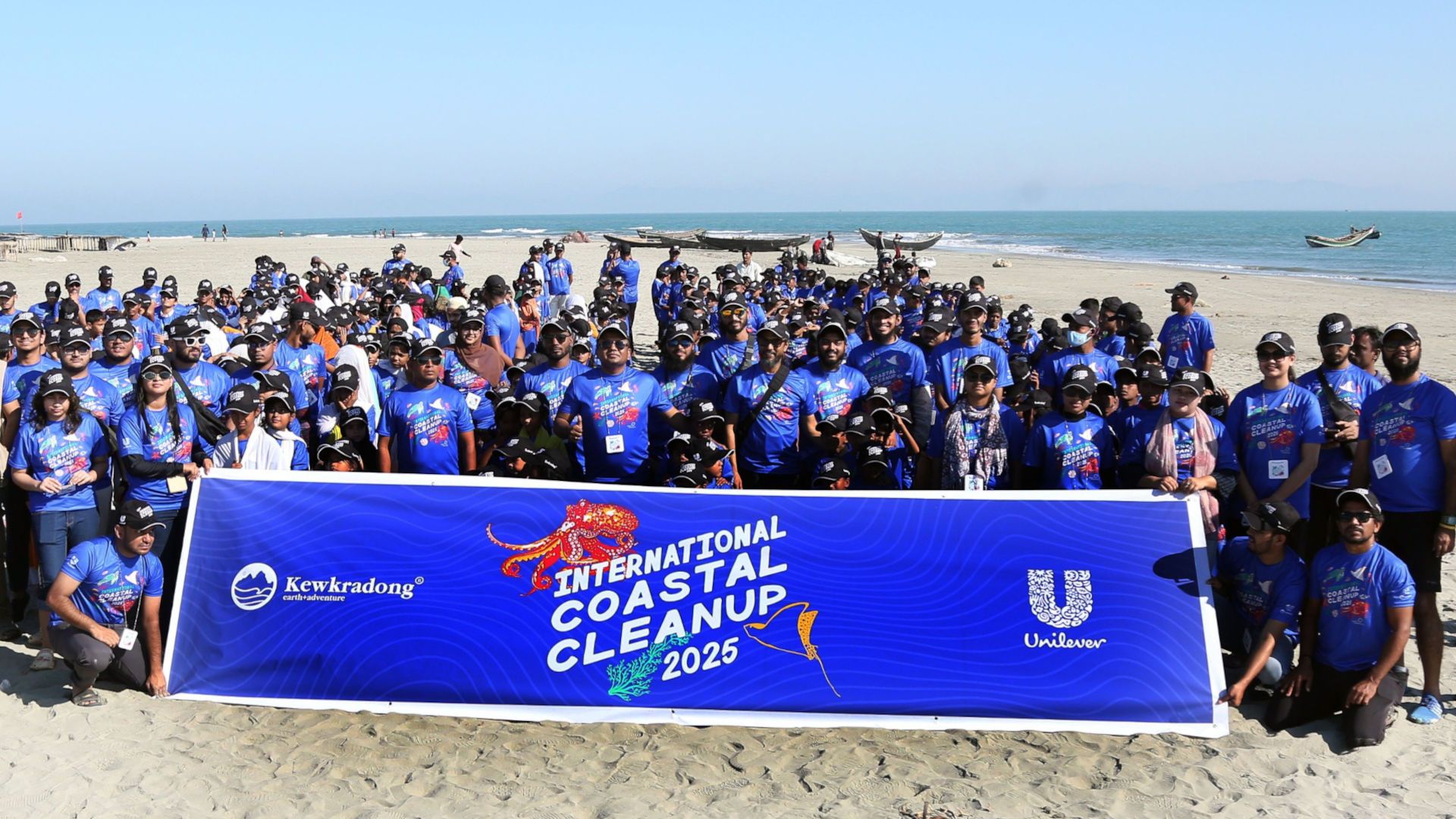 Volunteers at the International Coastal Cleanup 2025